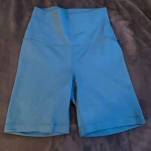 Blue Yogalicious Biker Shorts Size Small